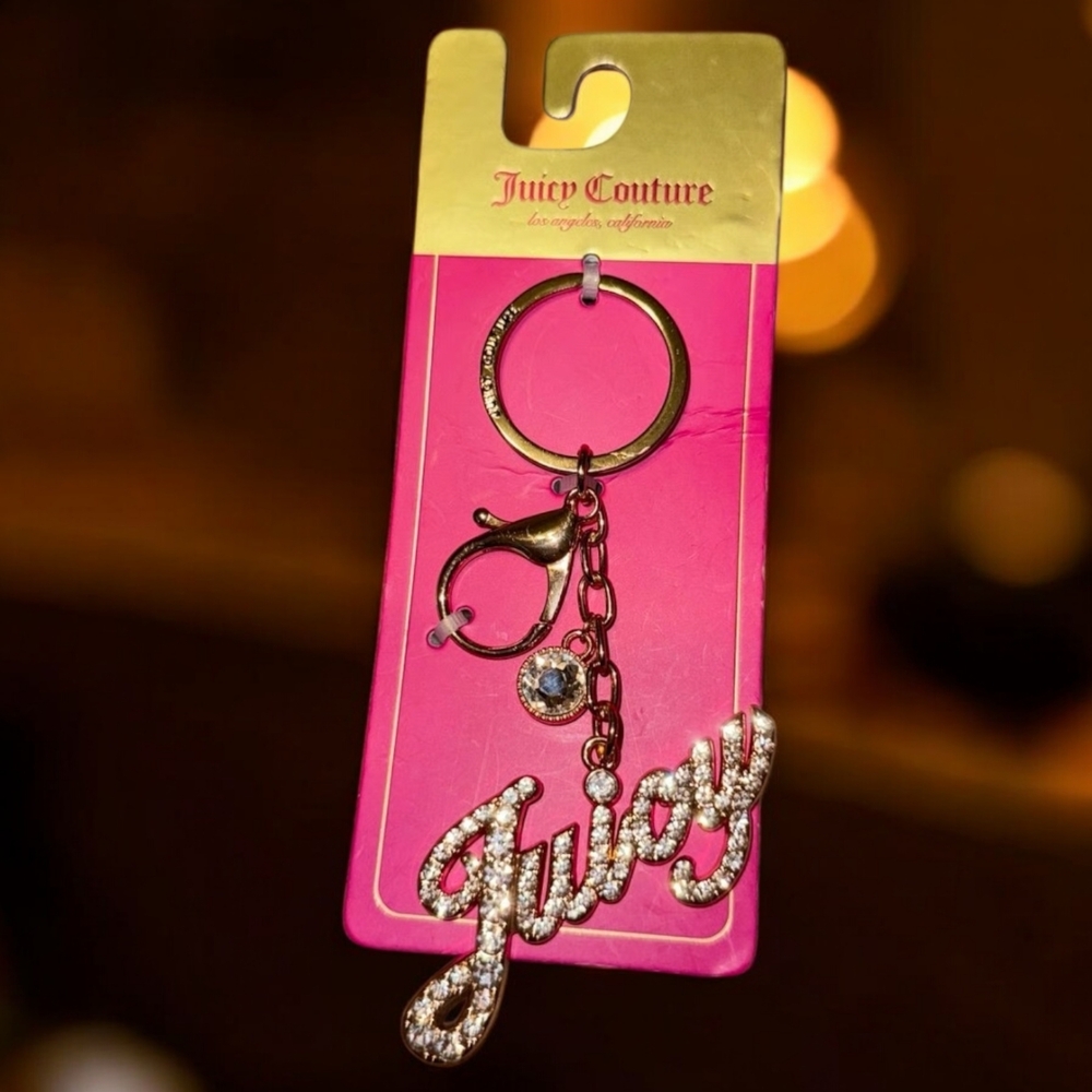 Juicy Couture Gold Crystal 'Juicy' Script Keychain - Picture 4 of 4